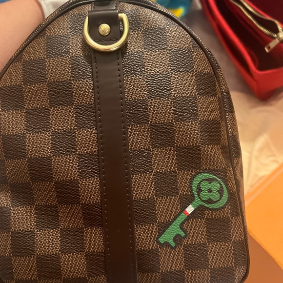 Louis Vuitton Limited Edition Damier Ebene Patches Speedy Bandouliere 30 Satchel - Picture 3 of 15